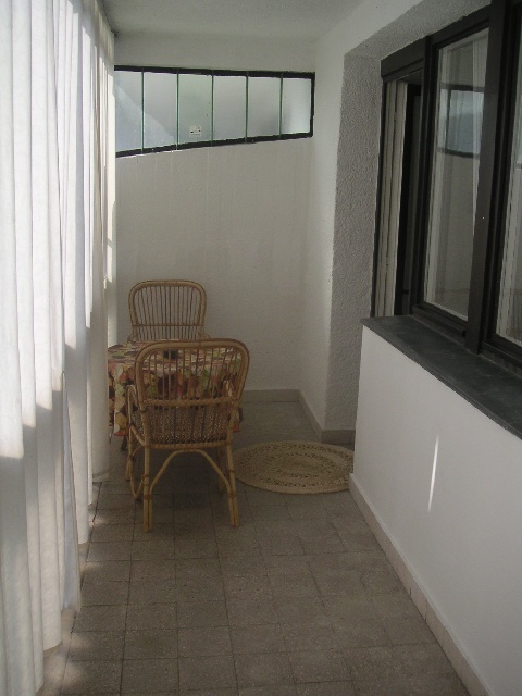 balkfruehst.jpg balkfruehst.jpg