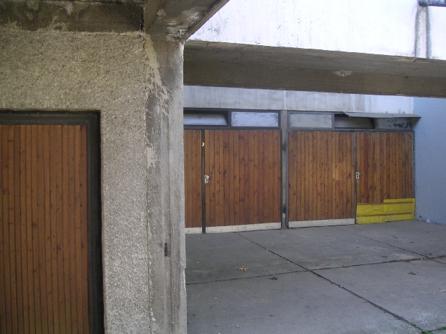 umdieeckegar.jpg umdieeckegar.jpg
